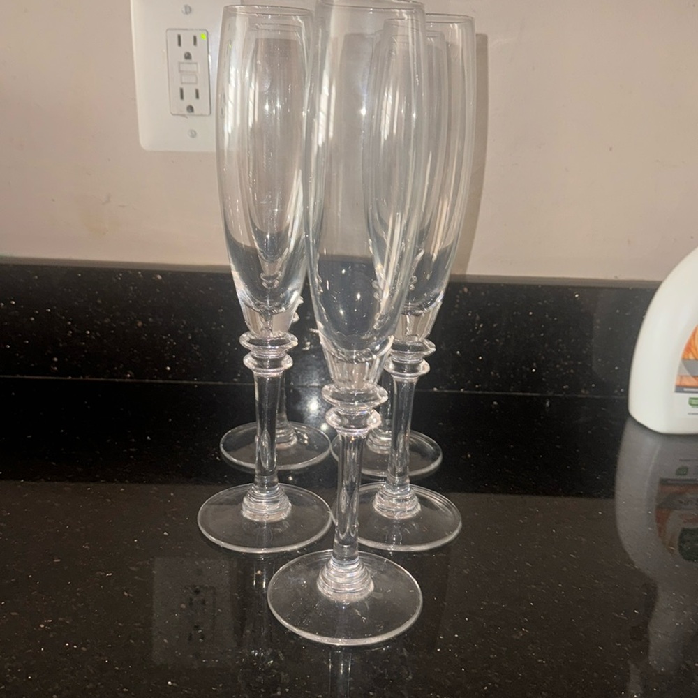 Krosno Set 5 Tall Stem Toasting Flutes